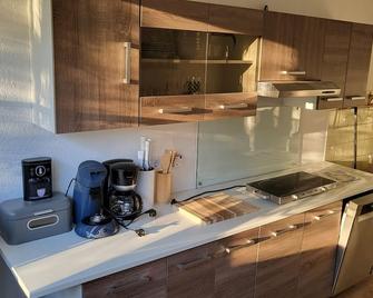 Spacious apartment for 4 people in St. Goar. Hiking, cycling, boating, Loreley - Sankt Goar - Küche