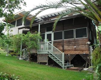 Private Island Style Cottage With Ocean View And Tropical Garden - Captain Cook - Building