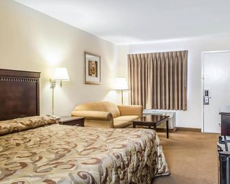 Rodeway Inn Shippensburg I-81 - Shippensburg - Habitación