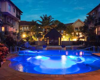 The Lakes Resort Cairns - קיירנס - בריכה