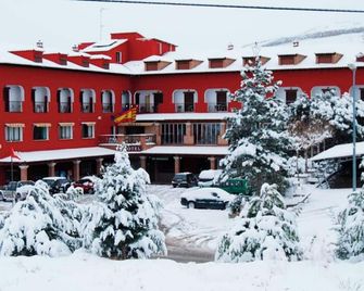 Hotel La Rueda 3000 - Mora de Rubielos - Будівля