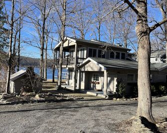 Moonlight Manor on Keuka Lake in Hammondsport - Hammondsport - Edificio