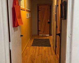Charming 1-Bedroom In Cozy, Rural Hesperus - Perfect For A Quiet Getaway - Hesperus - Pasillo
