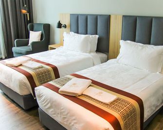 Amigo Hotel - Miri - Schlafzimmer