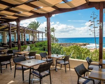 Cynthiana Beach Hotel - Pafos - Restaurant