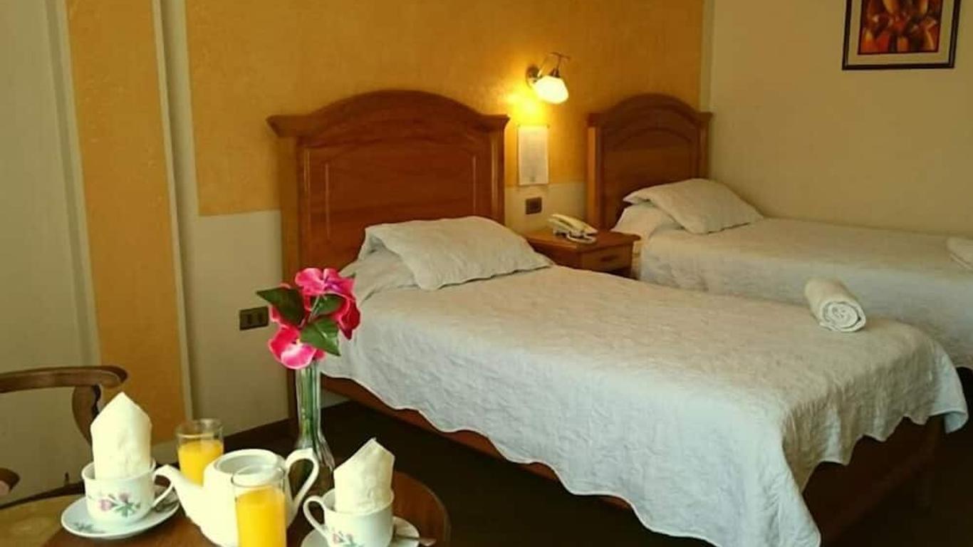Hotel Maison Fiori Plaza Colon