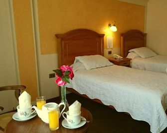 Hotel Maison Fiori (Plaza Colon) - Cochabamba - Habitación