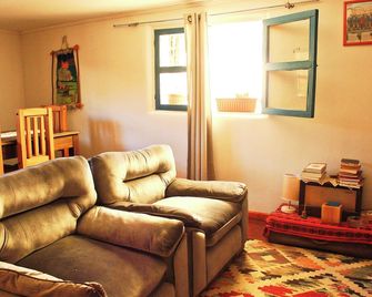 Homestay Pumagui - Vicuña - Huiskamer