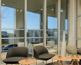 NH Toulouse Airport - Toulouse - Balcony