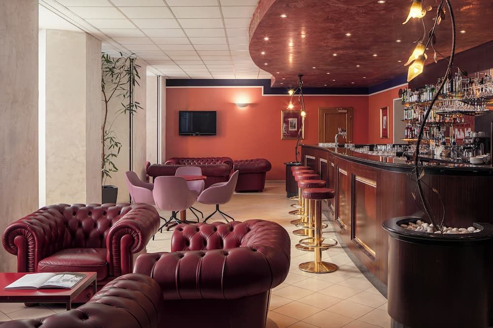 Hotel Caesar Prague thumbnail 3