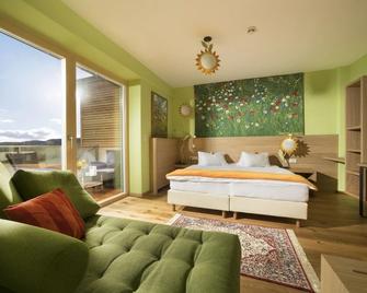 Malerwinkl Restaurant + Kunsthotel - Hatzendorf - Habitación