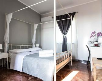 Miss Sicily B&B - Terrasini - Schlafzimmer