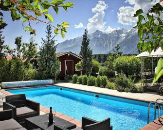 Seelos - Alpine Easy Stay - Bed & Breakfast - Mieming - Zwembad