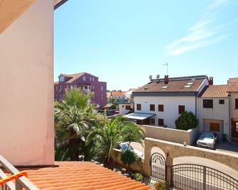 Rooms Ivica 1452 - Fazana - Balkon