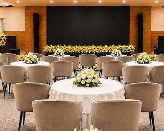 Polo Towers, Shillong - Shillong - Banquet hall