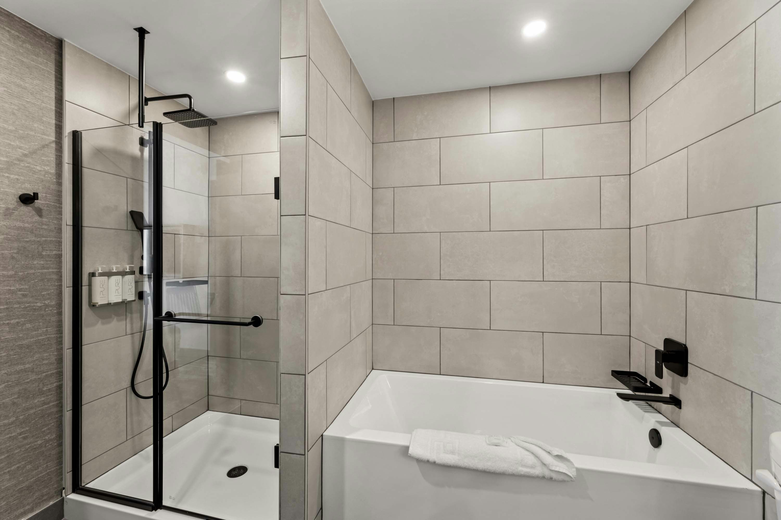 Sandman Signature Dallas Las Colinas Hotel & Suites