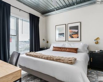 Lodgeur | Vibrant & stylish 1BR loft | Midtown - Houston - Habitación