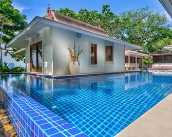 Villa Macaque And Villa Languor - Krabi - Basen