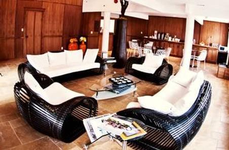 Hummingbird Inn - Ojai - Lobby