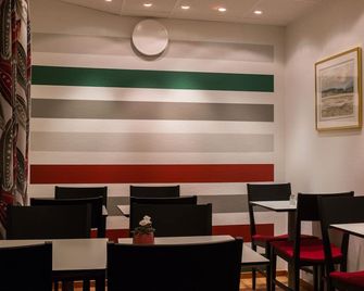 Linköpings Cityhotell och Vandrarhem - Linköping - Restaurace