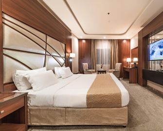 Luxurious Jeedah Beach Harbour by Checkmyguest - Jeddah - Bedroom