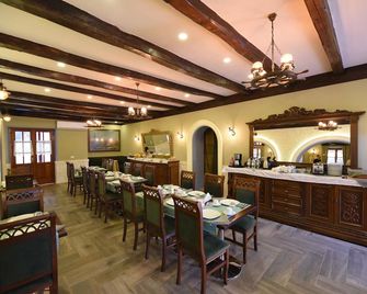 로즈 가든 호텔 슈코더 - 슈코데르 - 레스토랑