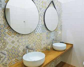 Terminal 1 Guest House - Napoli - Kamar Mandi