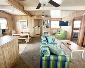 Sand Spur Cottages - Nags Head - Living room