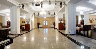 Hotel Stavropol - Stavropol - Lobby