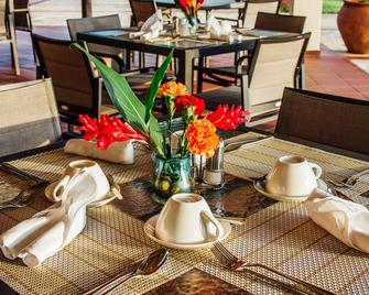 White Sands Resort & Conference Centre - Dar Es Salaam - Nhà hàng