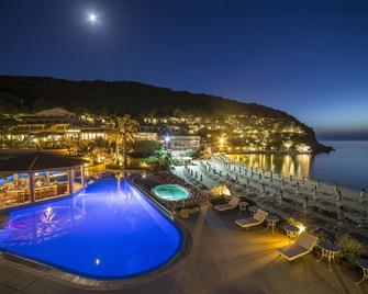 Hotel Hermitage - Portoferraio - Pool