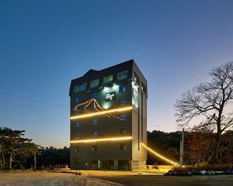 Hotel Yangyang Nolja - Yangyang - Gebouw
