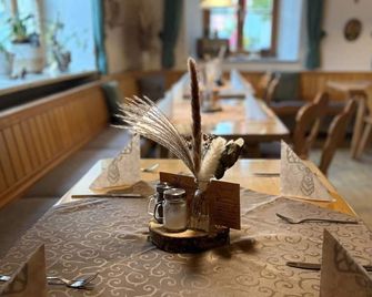 Gasthaus Pension Augenstein - Winzer - Restaurant