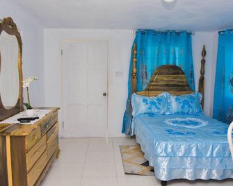 One Bedroom Apartment - Cherryfield