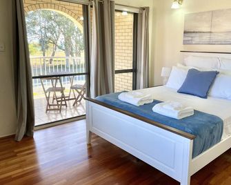 Whispering Palms - Bongaree - Camera da letto