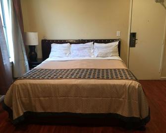Stuart Hotel - Los Angeles - Bedroom