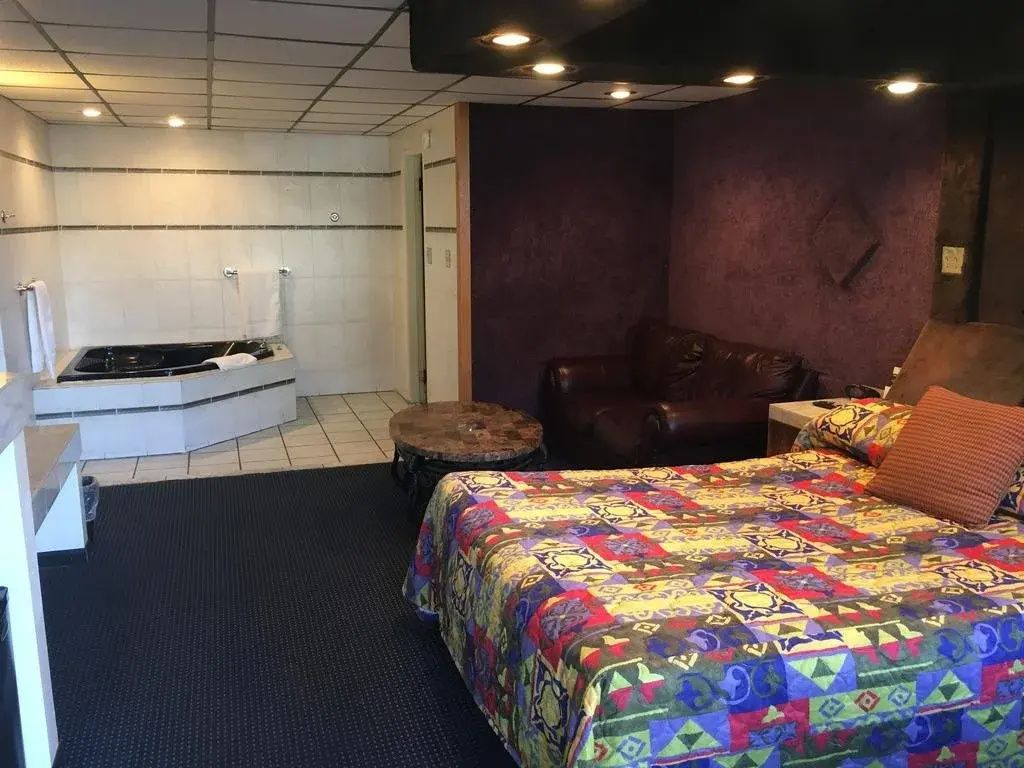 Oak Lawn/Midway Inn & Suites - אוק לואון