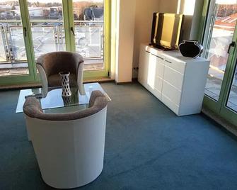Hotel am Drömling - Вольфсбург - Вітальня