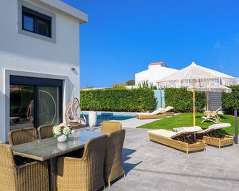 Villa Billys - Asgourou - Patio