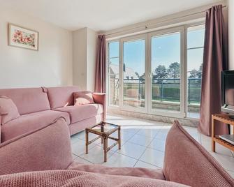 Lovely apartment in Bredene with kitchen - Bredene - Salon