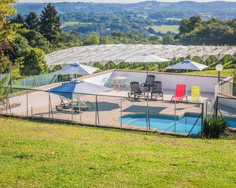 Relais du Bas Limousin - Ussac - Piscine