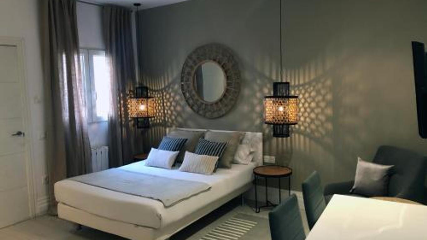 Six Rooms Plaza Mayor