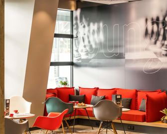 Ibis Rennes Centre Gare Sud - Rennes - Lounge
