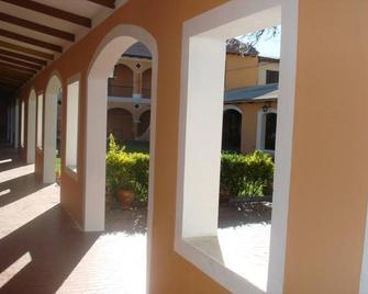 Ñaupa House Hostel - Cochabamba - Pasillo