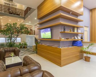 Kuredhi Beach Inn - Maafushi - Lobby