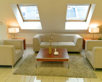 FC Infantas de León - León - Living room