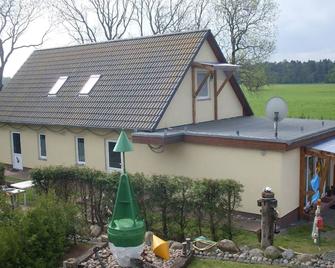 Holiday house Dierhagen for 2 - 4 persons with 2 bedrooms - Holiday home - Ostseebad Dierhagen - Gebäude