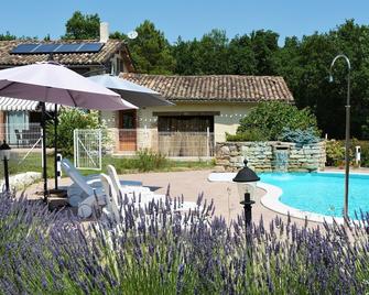 Gîte Bois et Senteurs - Lafrançaise - Piscina