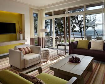 Long Beach Golf & Spa Resort - Belle Mare - Living room