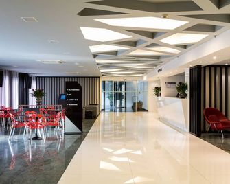 دابليو زيد أوتل جاردان - ساو باولو - ردهة